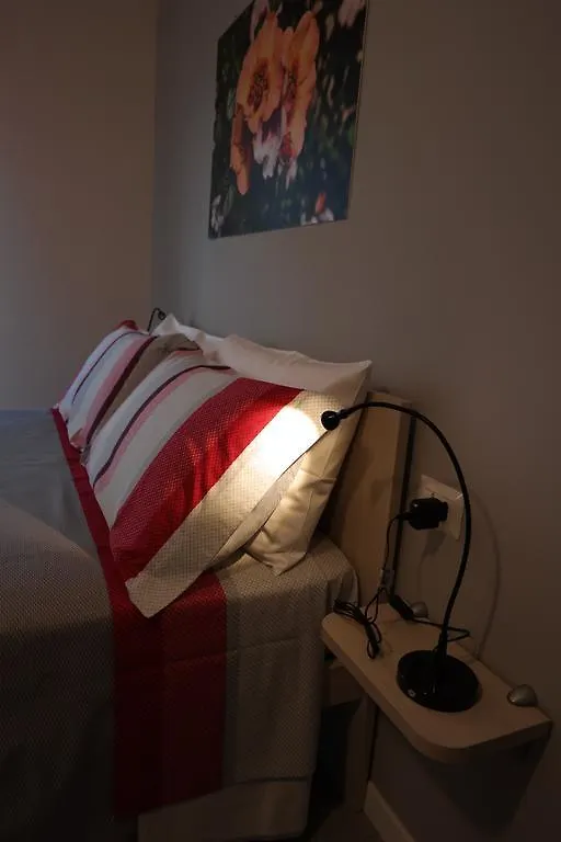 Grey Rooms Guesthouse Monza Italy